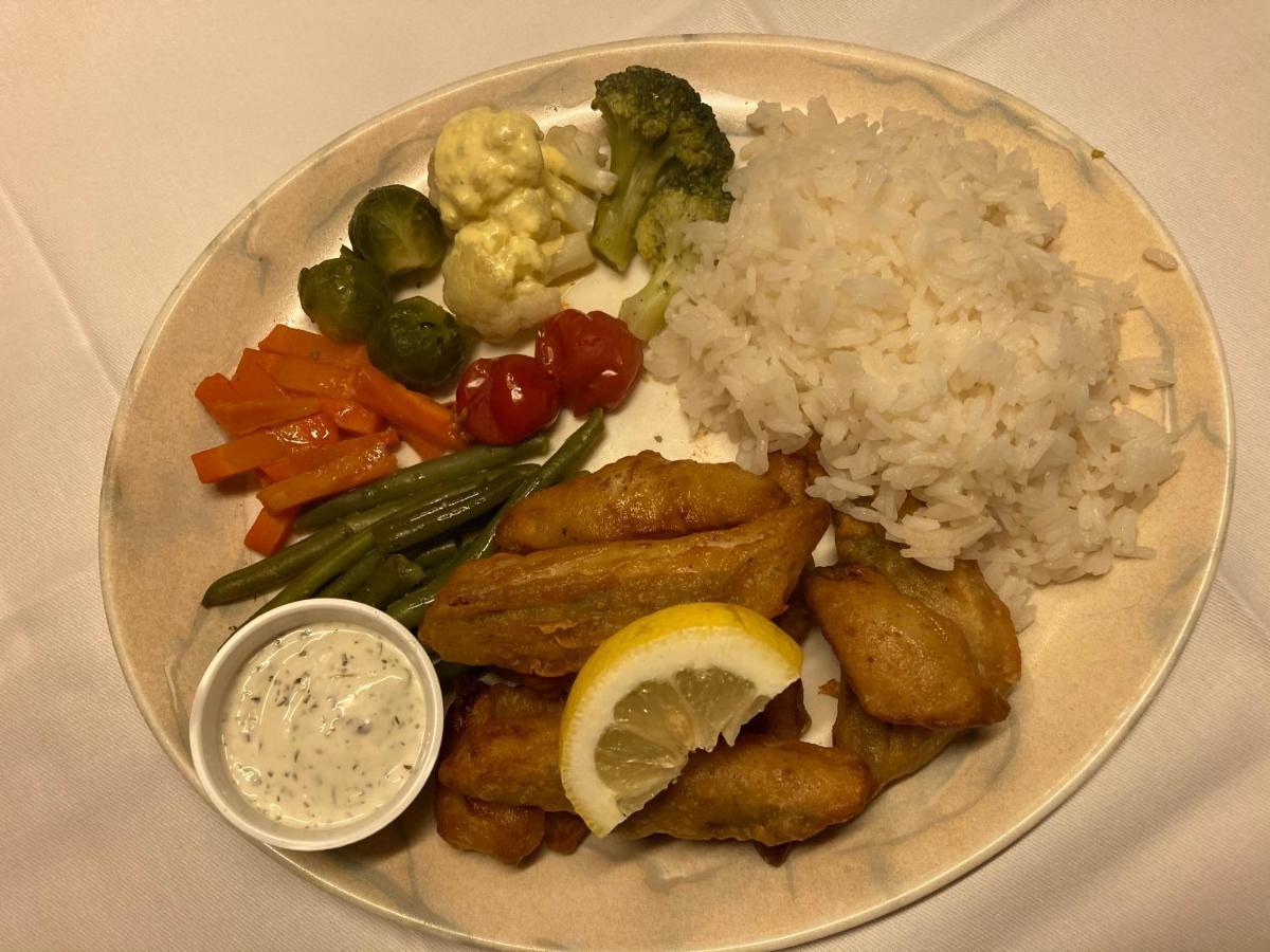 Hotel Restaurant Raben Linthal Kültér fotó