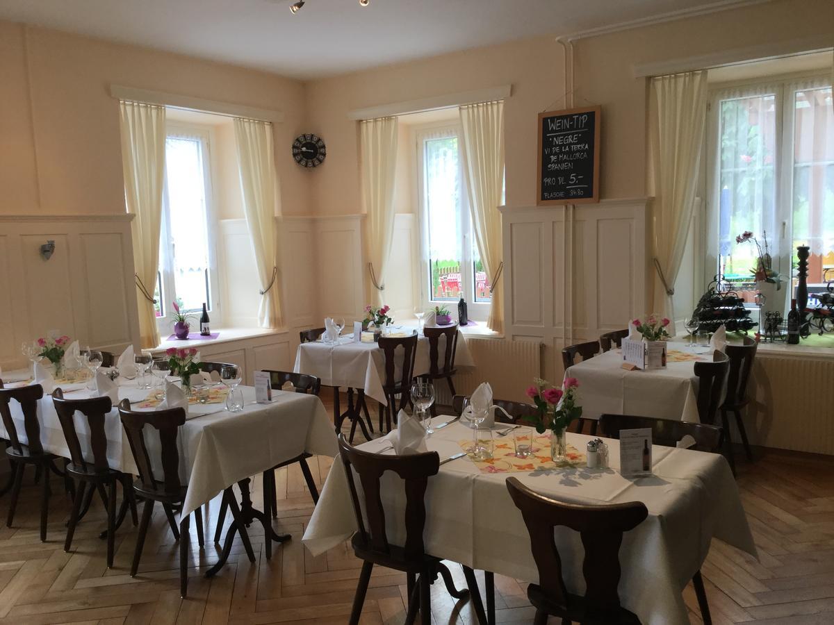 Hotel Restaurant Raben Linthal Kültér fotó