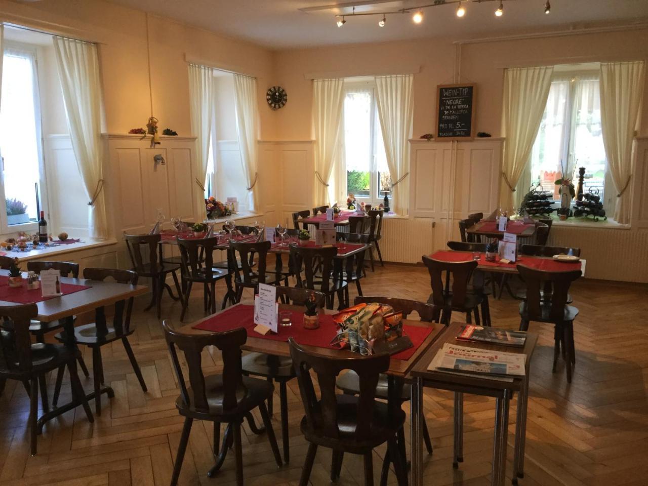Hotel Restaurant Raben Linthal Kültér fotó