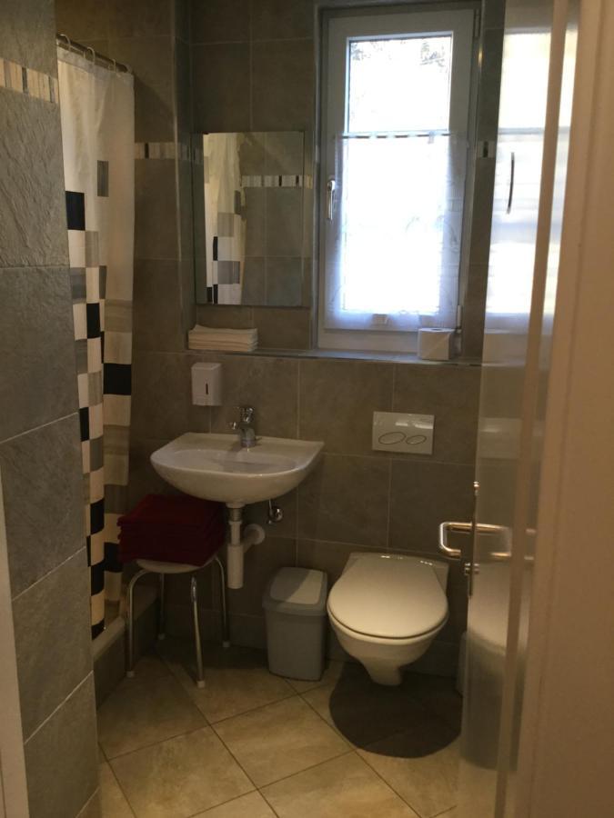 Hotel Restaurant Raben Linthal Kültér fotó